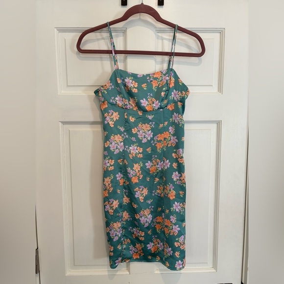 Hippie Rose Dresses & Skirts - Hippie Rose Green Mini Dress with Orange and Purple Flowers